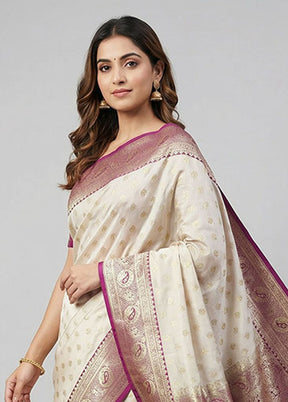 White Banarasi Silk Saree With Blouse Piece