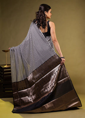 Black Dupion Silk Saree With Blouse Piece
