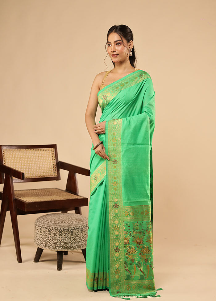 Green Dupion Silk Saree With Blouse Piece