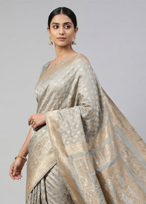 Grey Handloom Uppada Pure Silk Saree With Blouse Piece