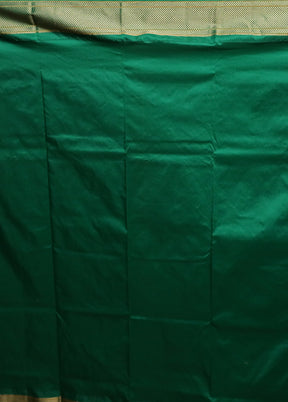 Cream Handloom Kanjivaram Pure Silk Saree With Blouse Piece