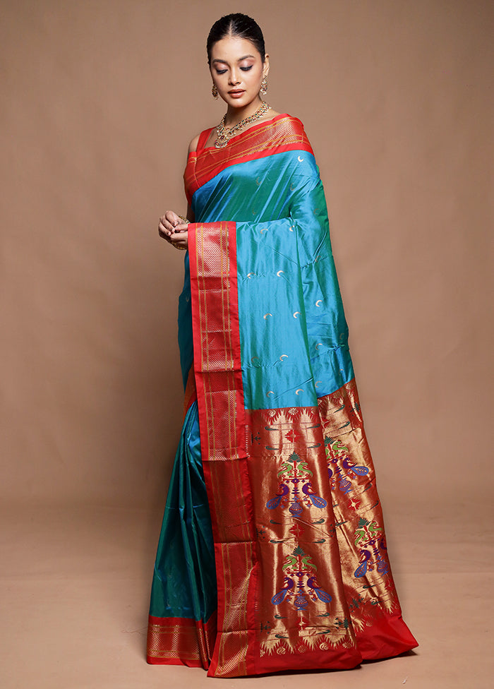 Blue Handloom Kanjivaram Pure Silk Saree With Blouse Piece