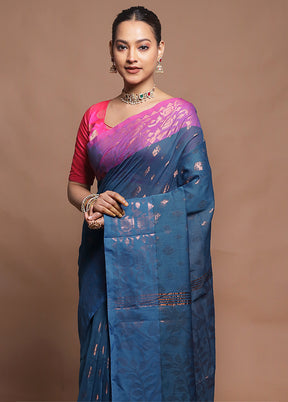Blue Cotton Saree With Blouse Piece