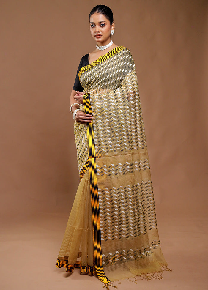 Yellow Cotton Saree With Blouse Piece