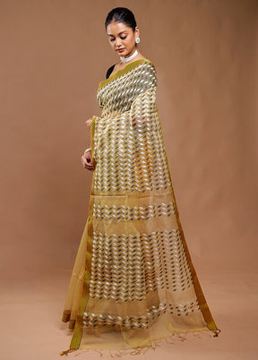 Yellow Cotton Saree With Blouse Piece
