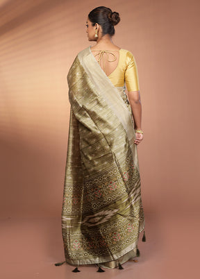 Green Dupion Silk Saree With Blouse Piece
