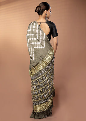 Green Handloom Bandhej Pure Silk Saree With Blouse Piece