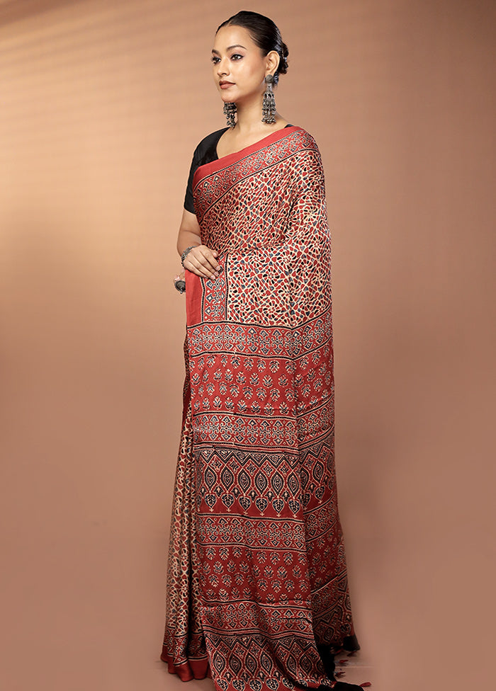 Red Printed Pure Silk Saree Without Blouse Piece