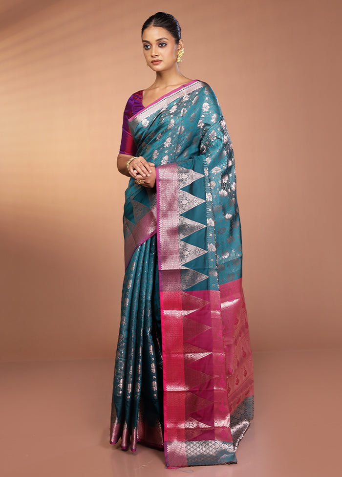 Green Dupion Silk Saree With Blouse Piece