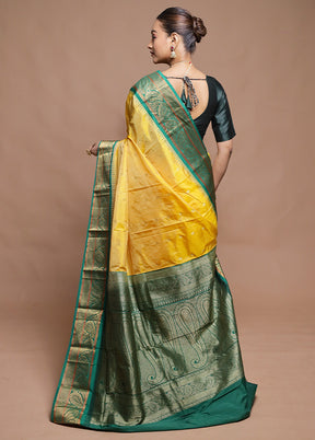 Yellow Handloom Kanjivaram Pure Silk Saree With Blouse Piece