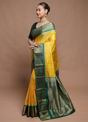 Yellow Handloom Kanjivaram Pure Silk Saree With Blouse Piece