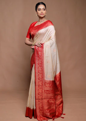 Cream Dupion Silk Saree With Blouse Piece