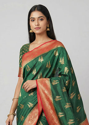Green Dupion Silk Saree With Blouse Piece