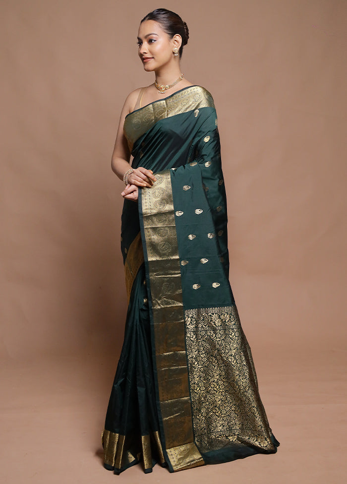 Green Kanjivaram Silk Saree With Blouse Piece