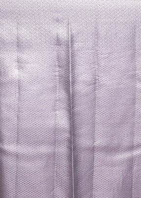 Silver Kanjivaram Silk Saree With Blouse Piece