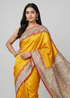 Yellow Printed Silk Saree Without Blouse Piece