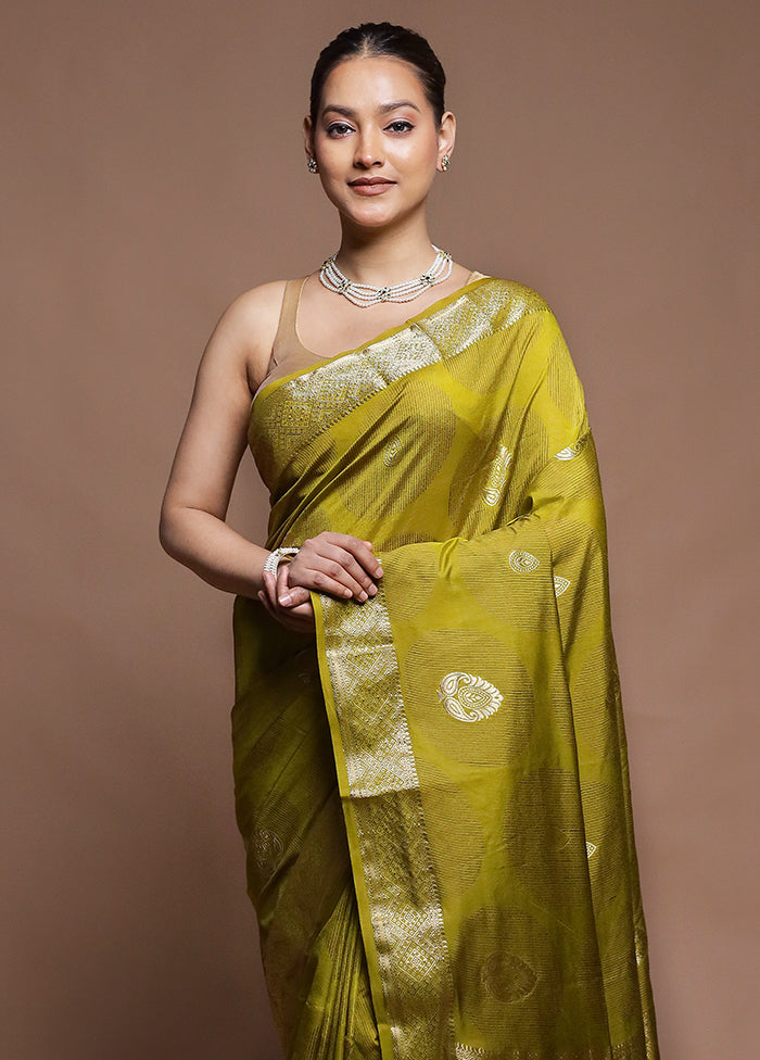 Green Dupion Silk Saree With Blouse Piece
