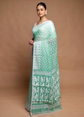 Green Tant Jamdani Saree Without Blouse Piece