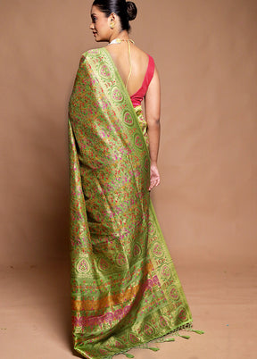 Green Dupion Silk Saree With Blouse Piece