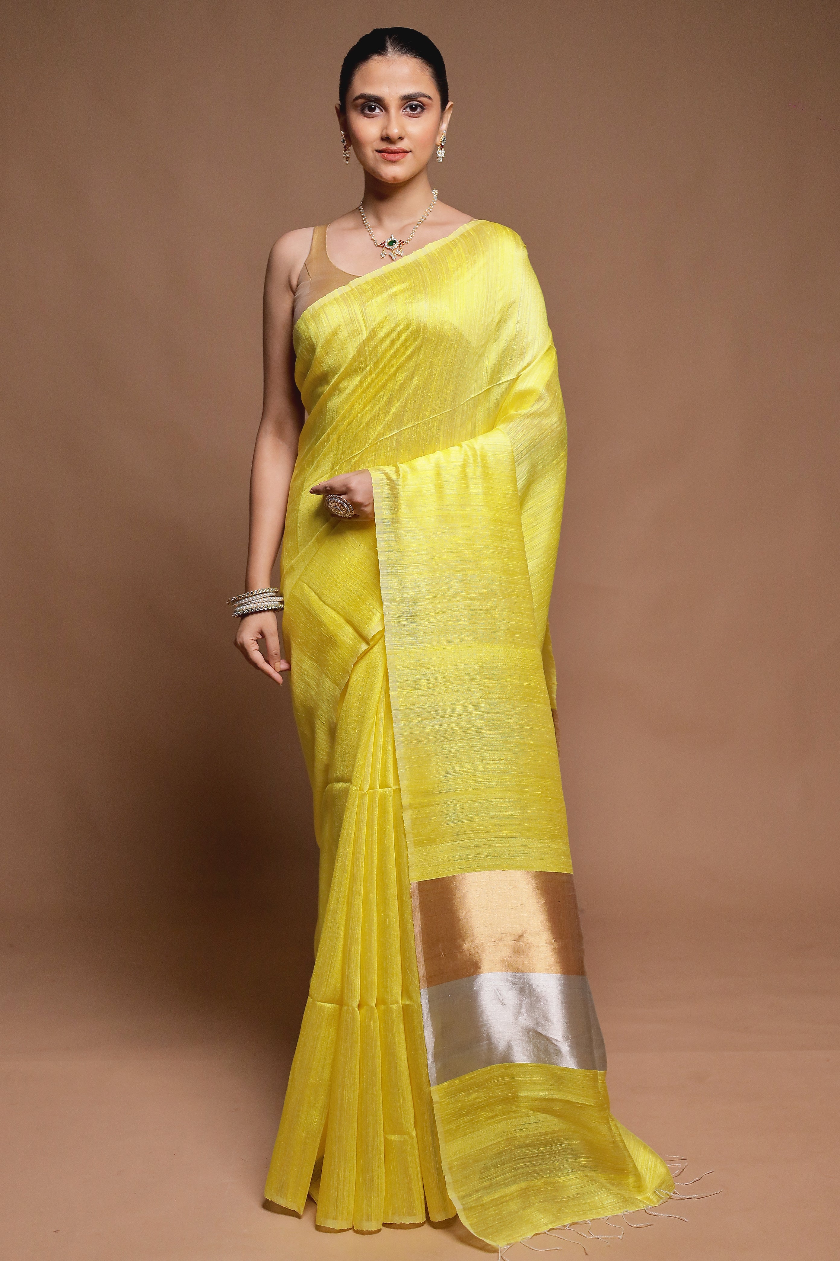 Yellow Handloom Matka Pure Silk Saree With Blouse Piece