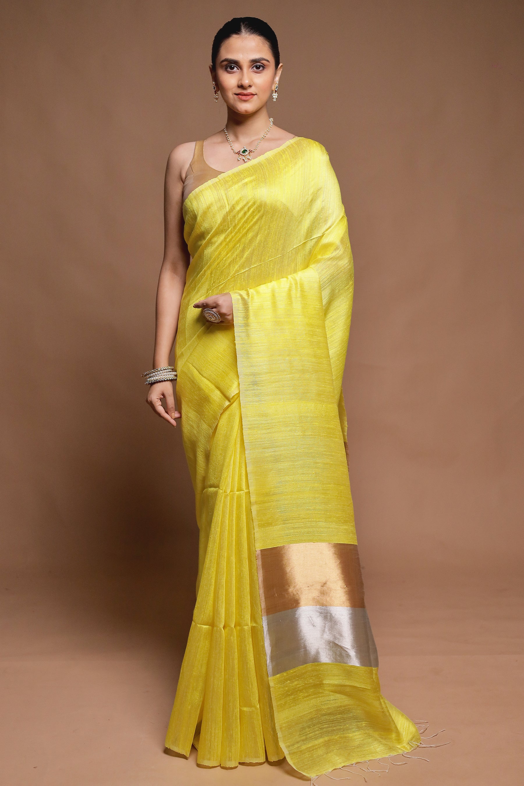 Yellow Handloom Matka Pure Silk Saree With Blouse Piece