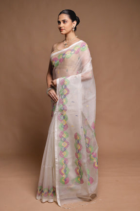 White Handloom Matka Pure Silk Saree With Blouse Piece
