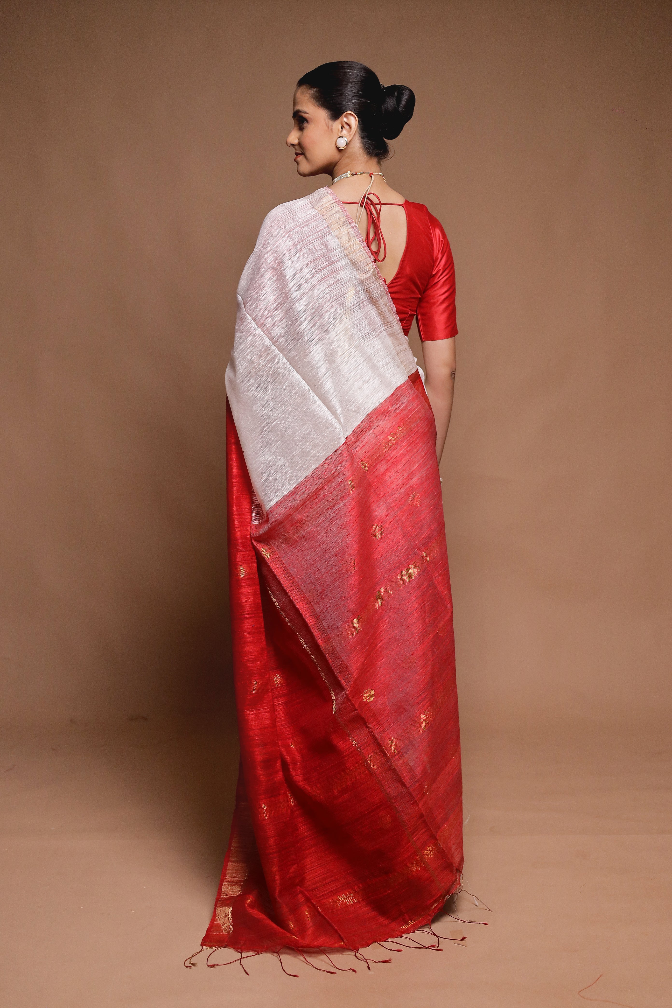 Red Handloom Matka Pure Silk Saree With Blouse Piece