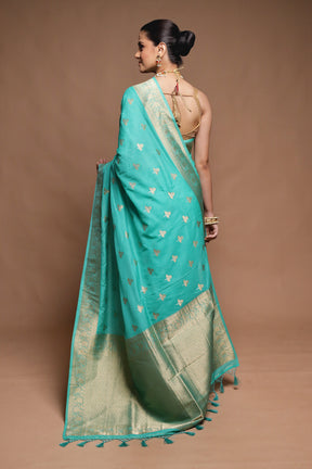 Green Dupion Silk Saree With Blouse Piece