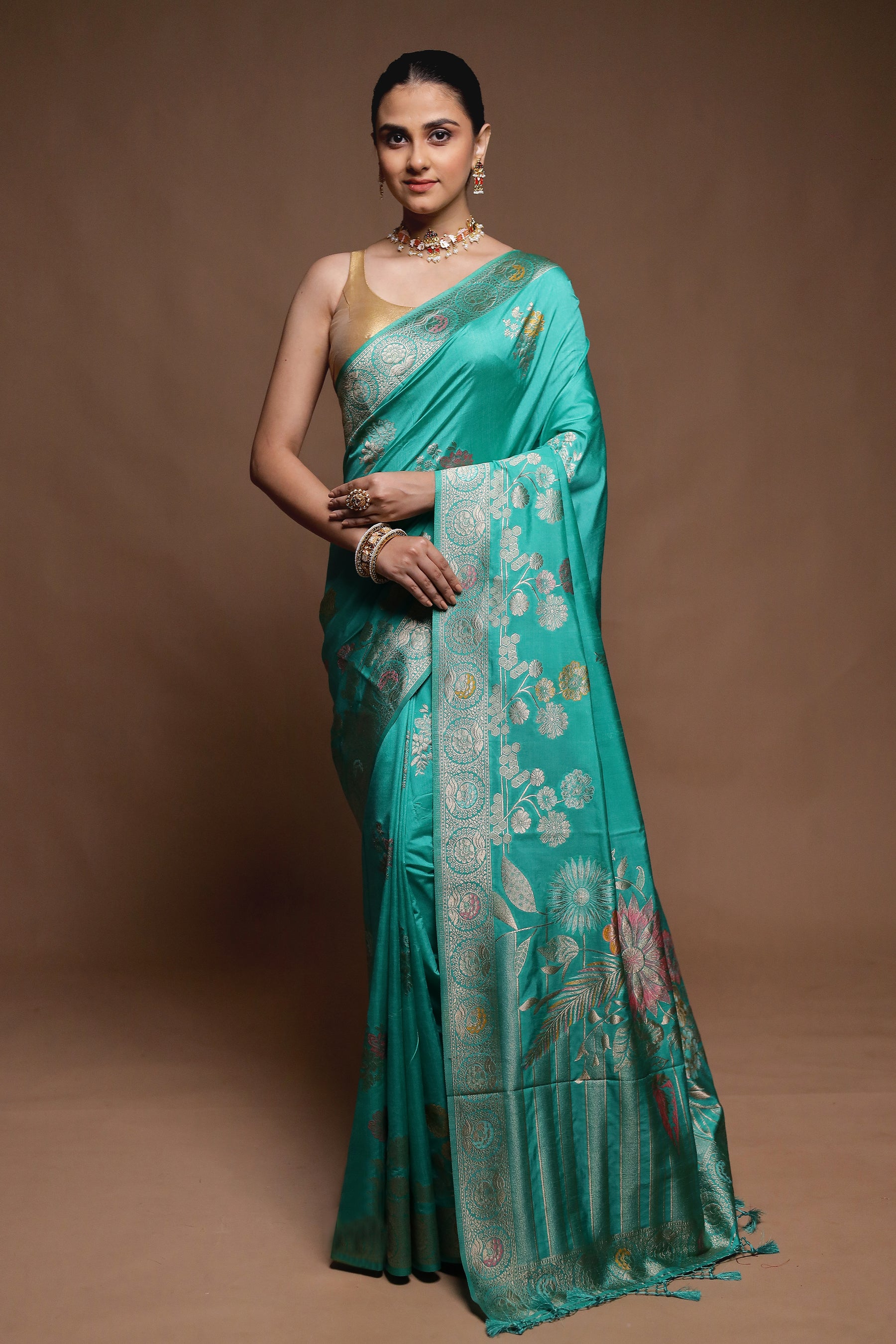 Green Dupion Silk Saree With Blouse Piece