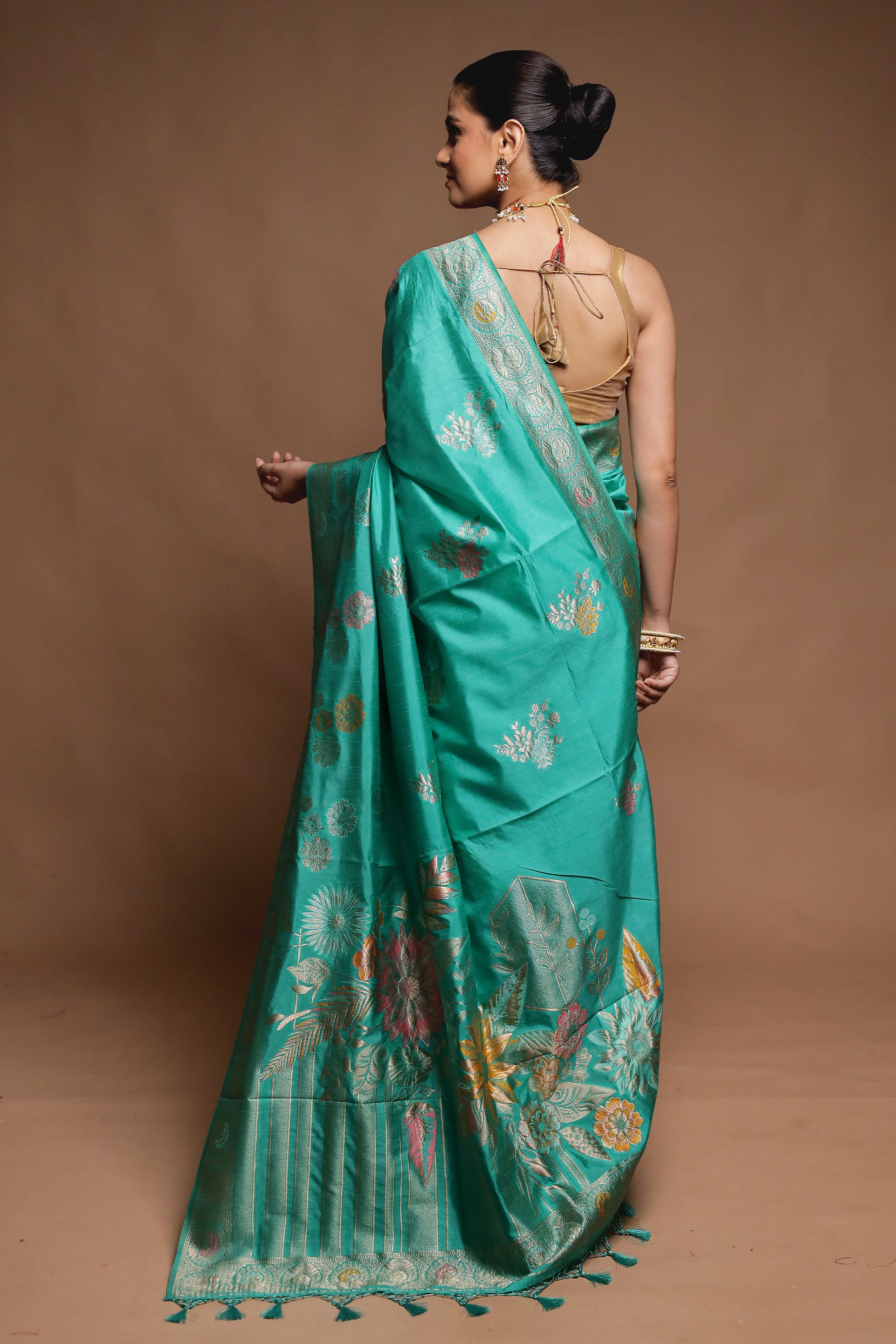 Green Dupion Silk Saree With Blouse Piece