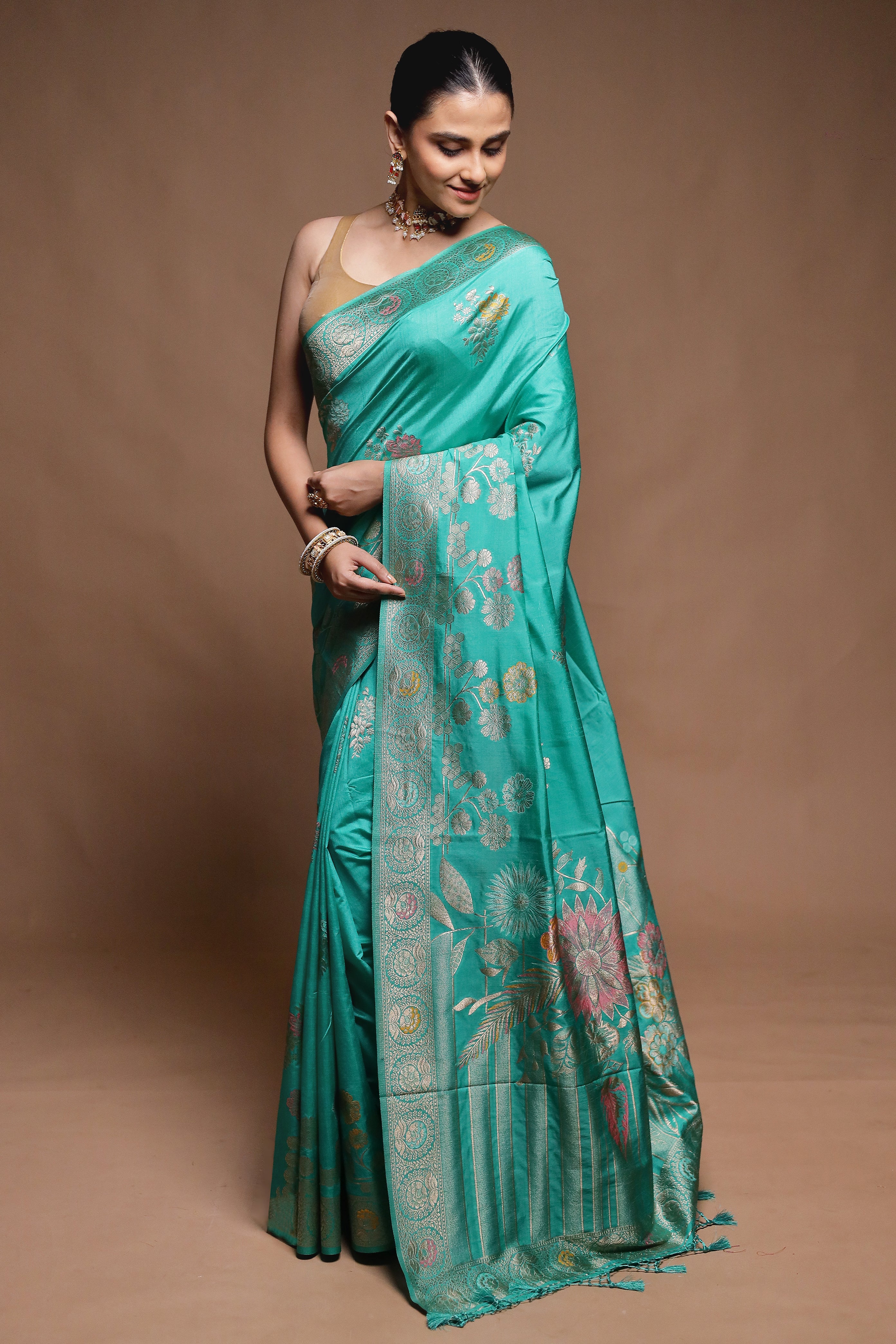 Green Dupion Silk Saree With Blouse Piece