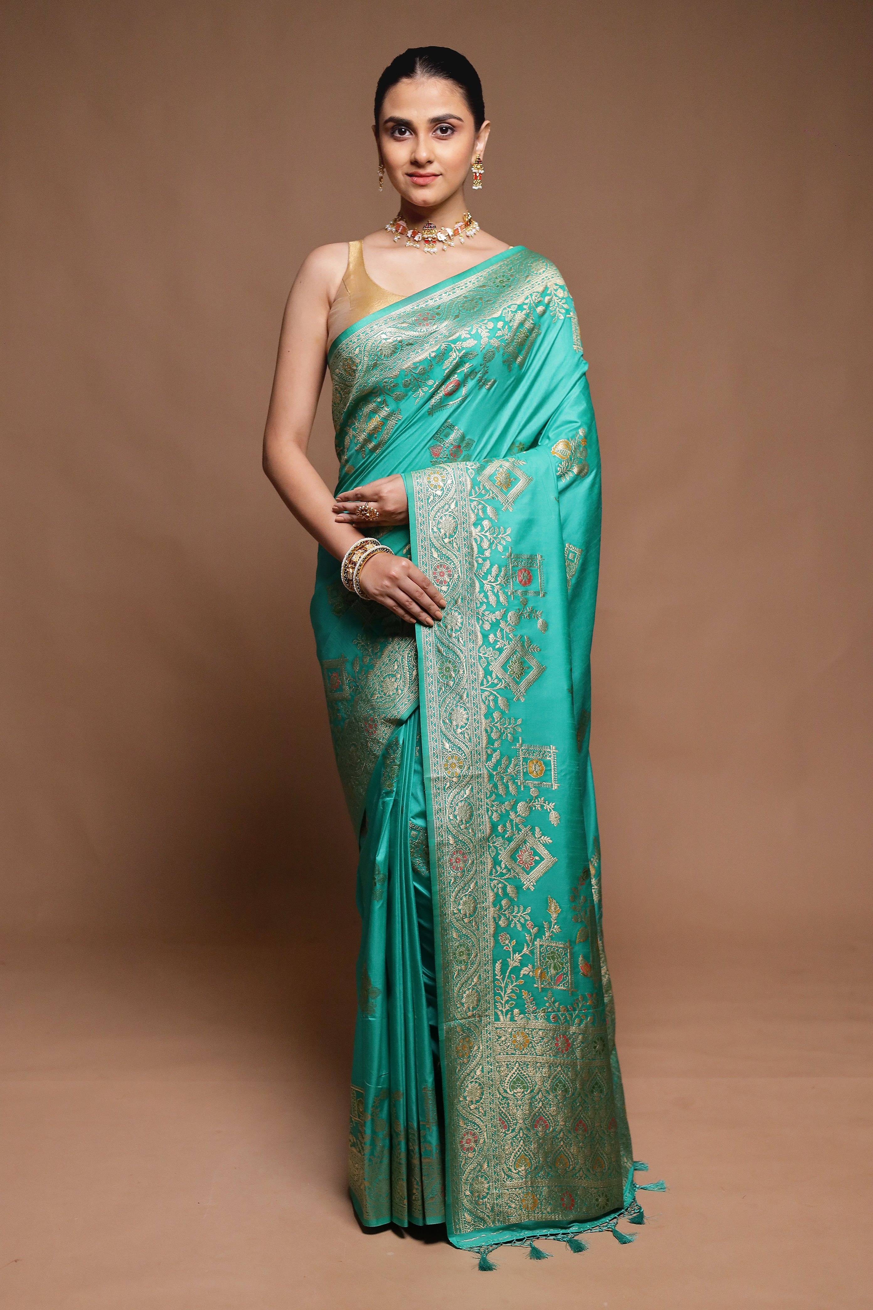 Green Dupion Silk Saree With Blouse Piece
