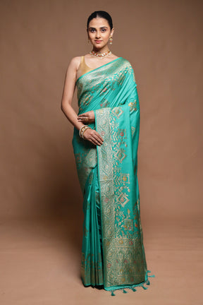 Green Dupion Silk Saree With Blouse Piece