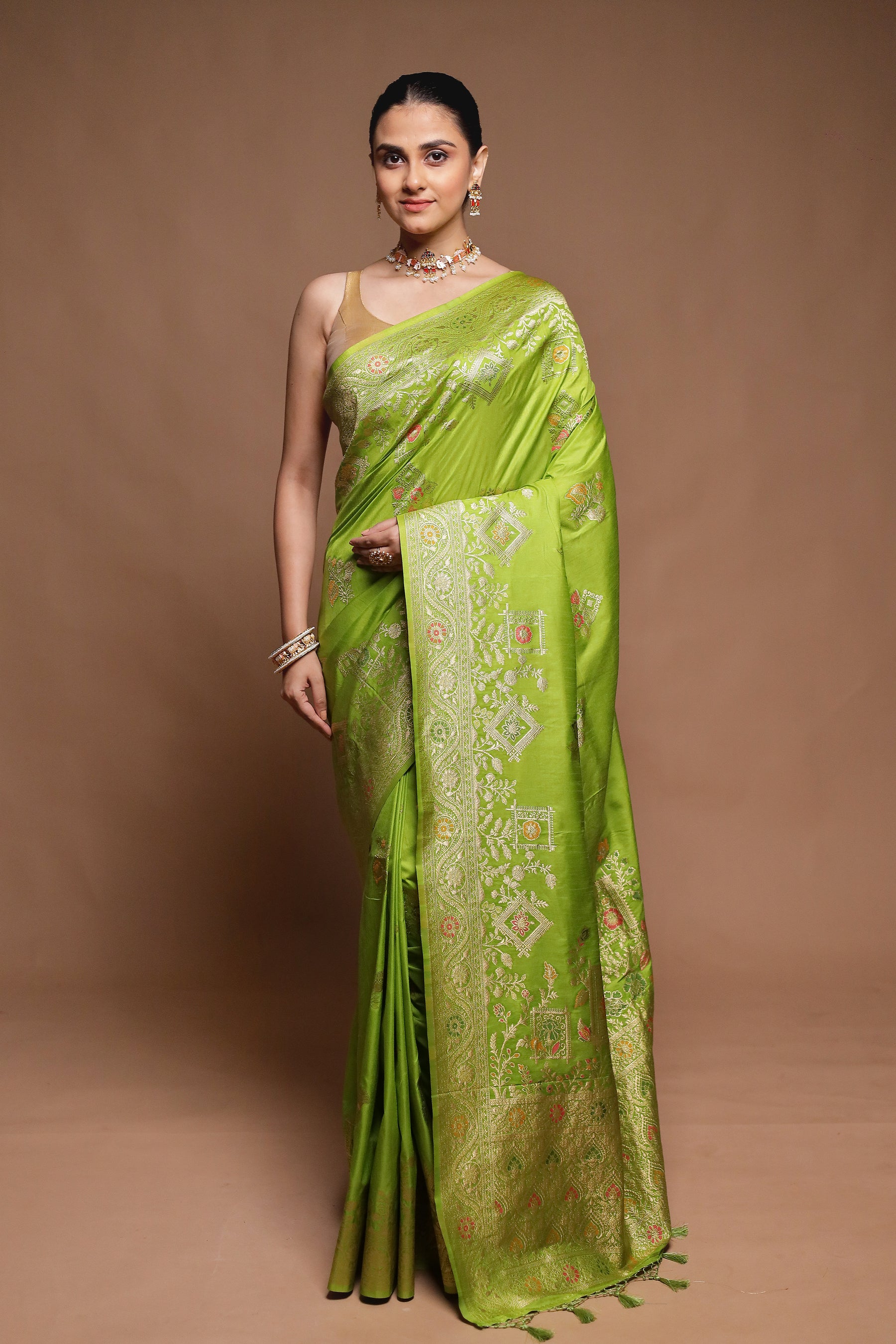 Green Dupion Silk Saree With Blouse Piece