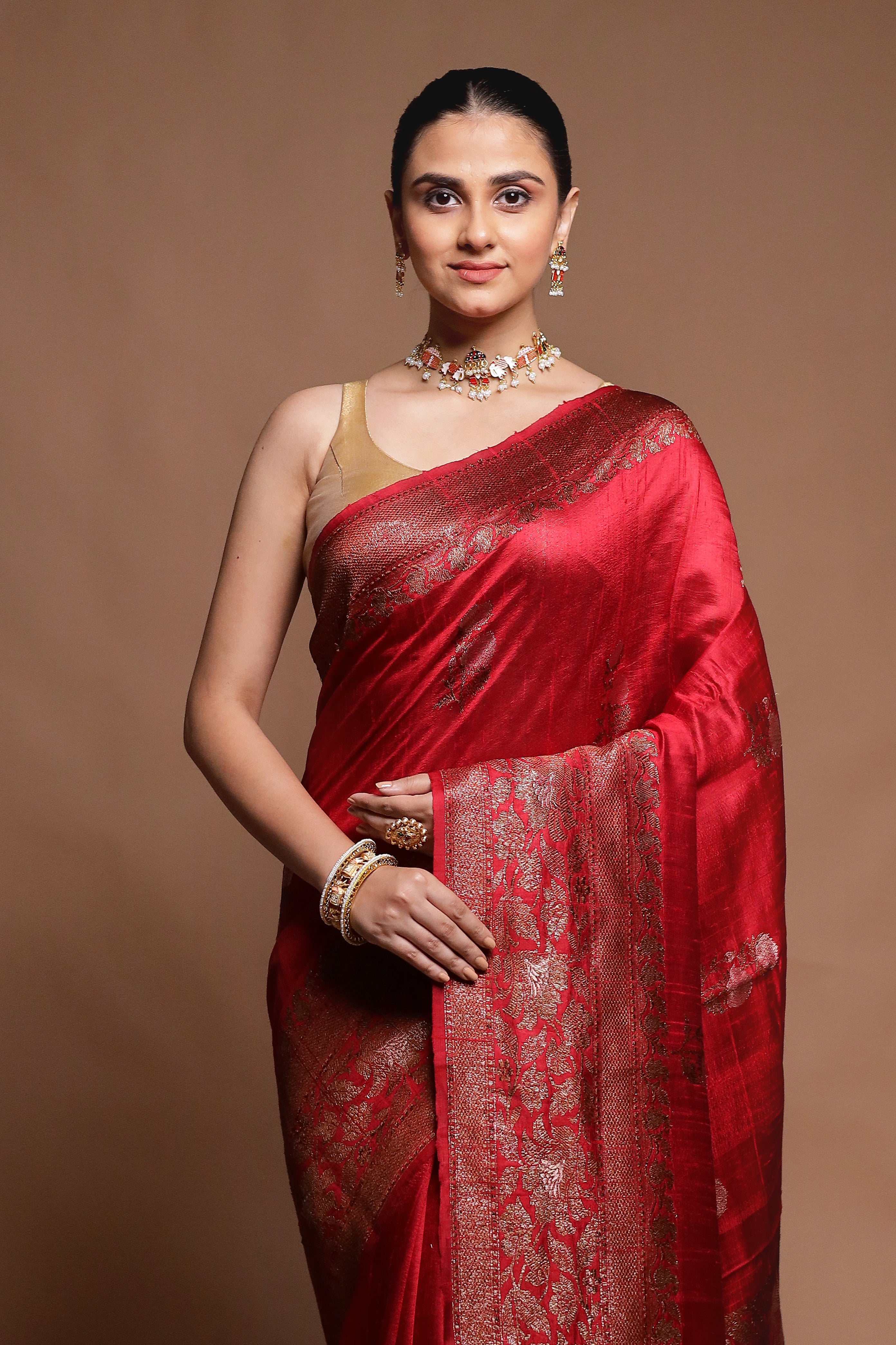Red Handloom Tussar Pure Silk Saree With Blouse Piece