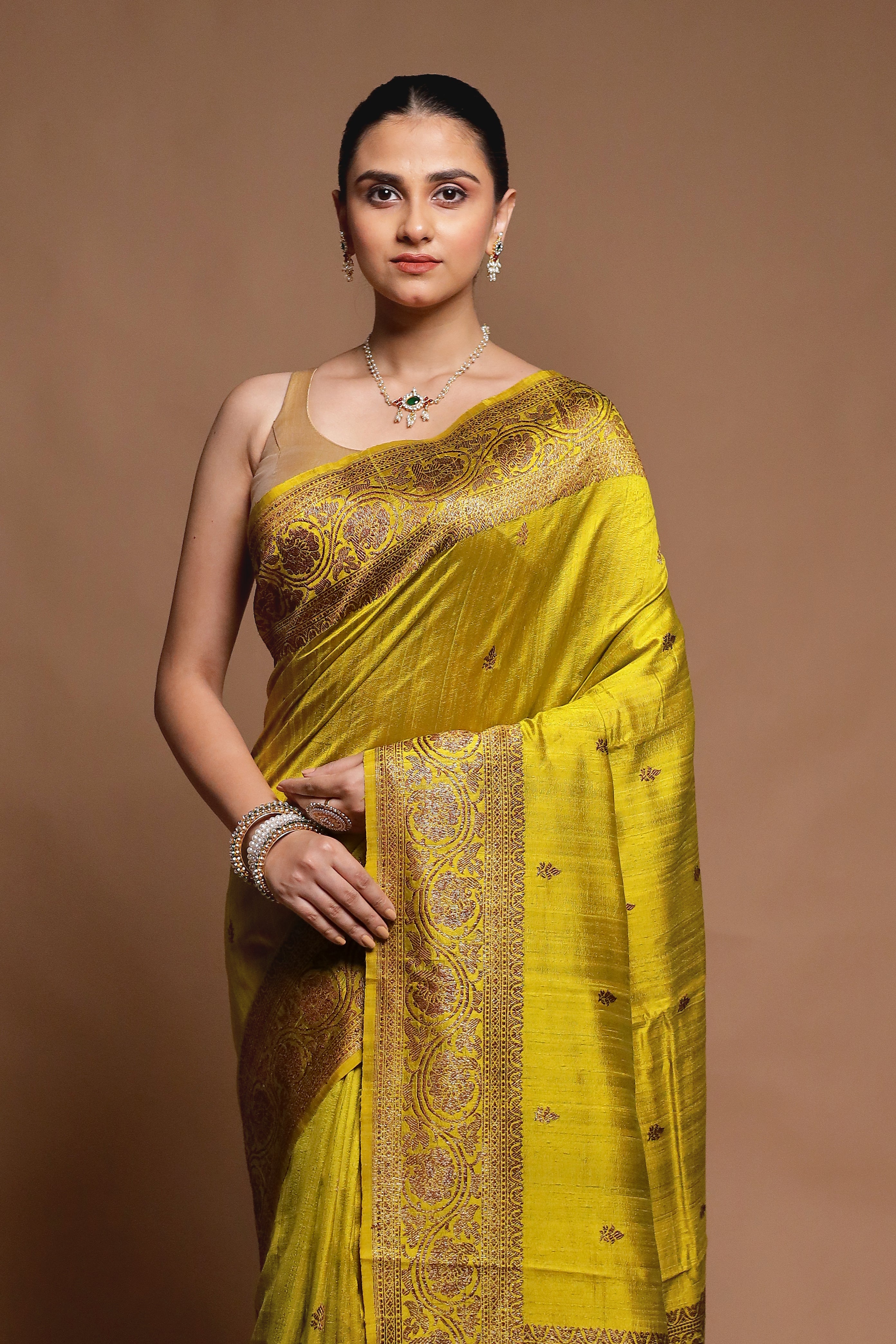 Yellow Handloom Tussar Pure Silk Saree With Blouse Piece