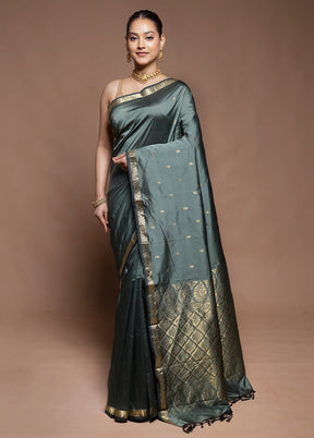 Green Kanjivaram Silk Saree With Blouse Piece