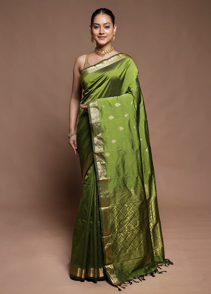 Green Kanjivaram Silk Saree With Blouse Piece