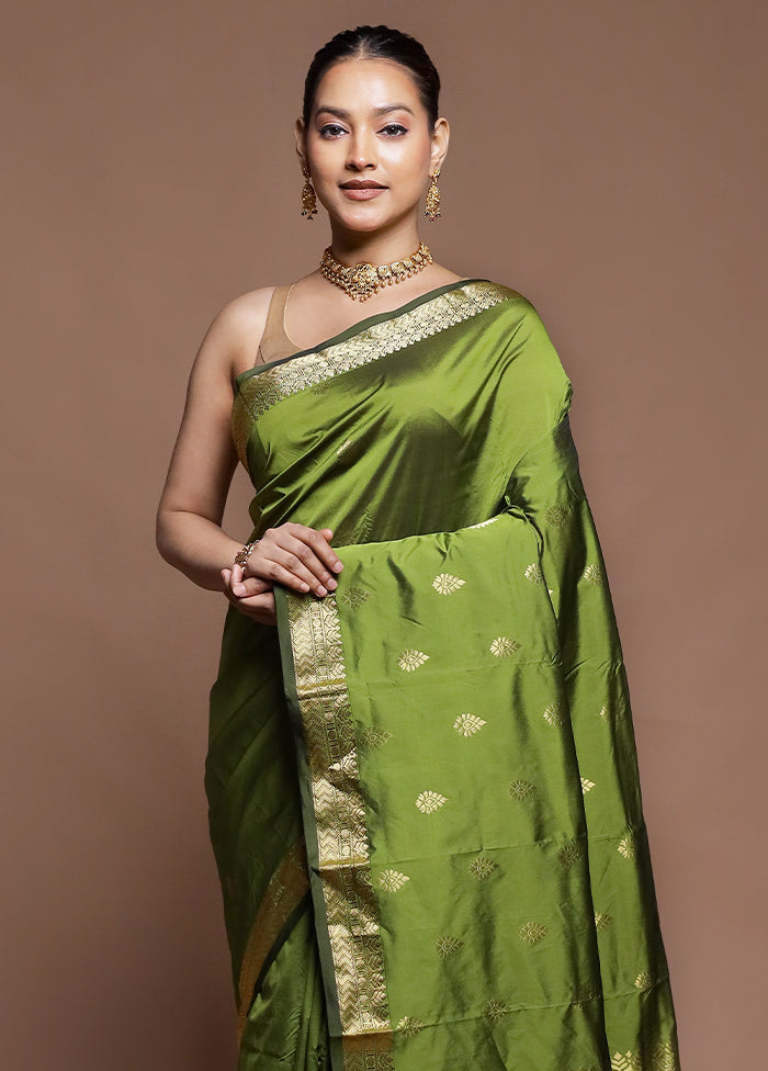 Green Kanjivaram Silk Saree With Blouse Piece
