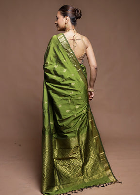 Green Kanjivaram Silk Saree With Blouse Piece
