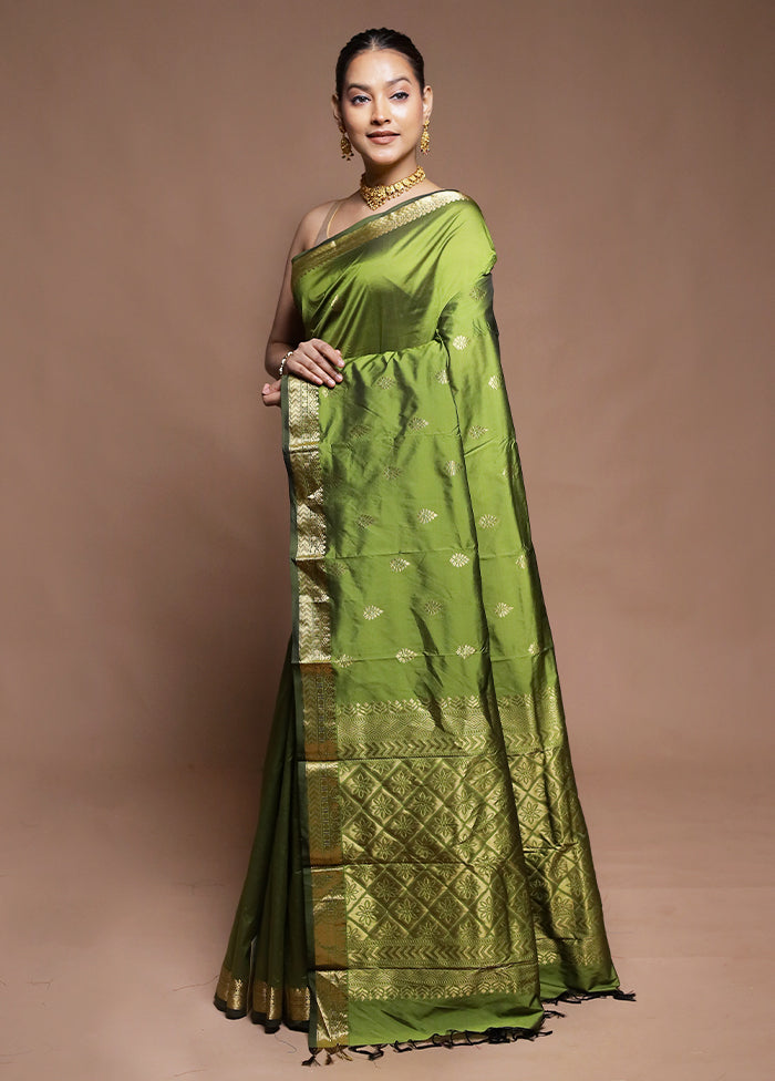 Green Kanjivaram Silk Saree With Blouse Piece