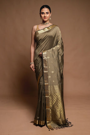 Grey Kanjivaram Silk Saree With Blouse Piece