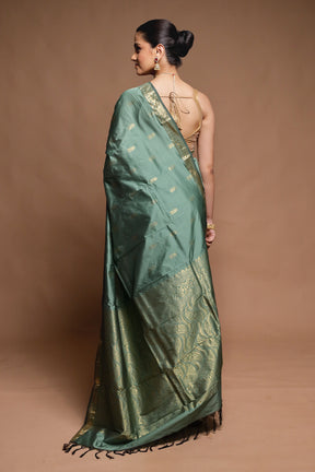 Green Kanjivaram Silk Saree With Blouse Piece