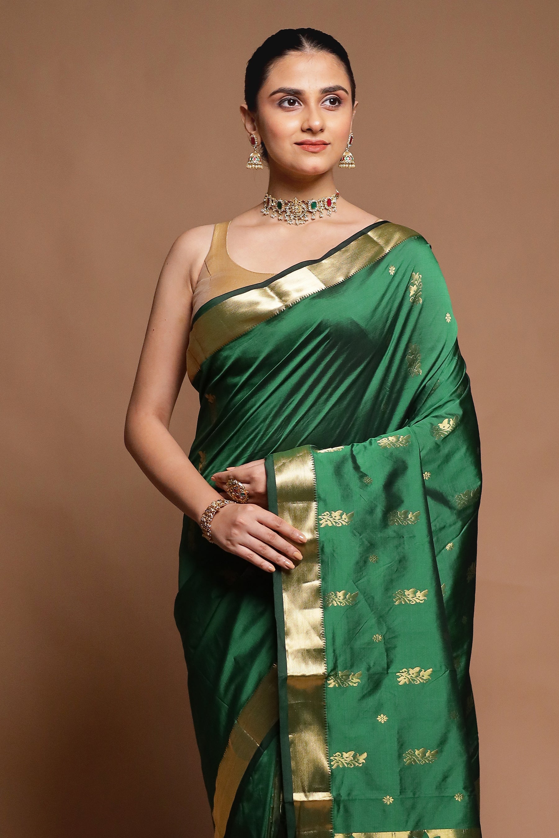 Green Kanjivaram Silk Saree With Blouse Piece