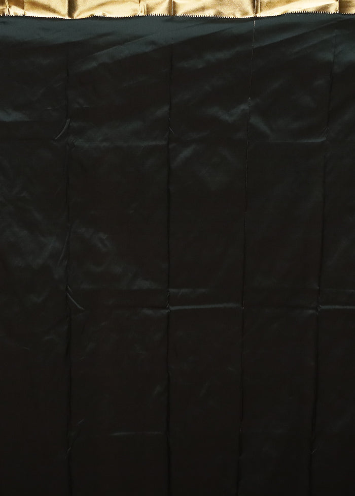 Green Kanjivaram Silk Saree With Blouse Piece