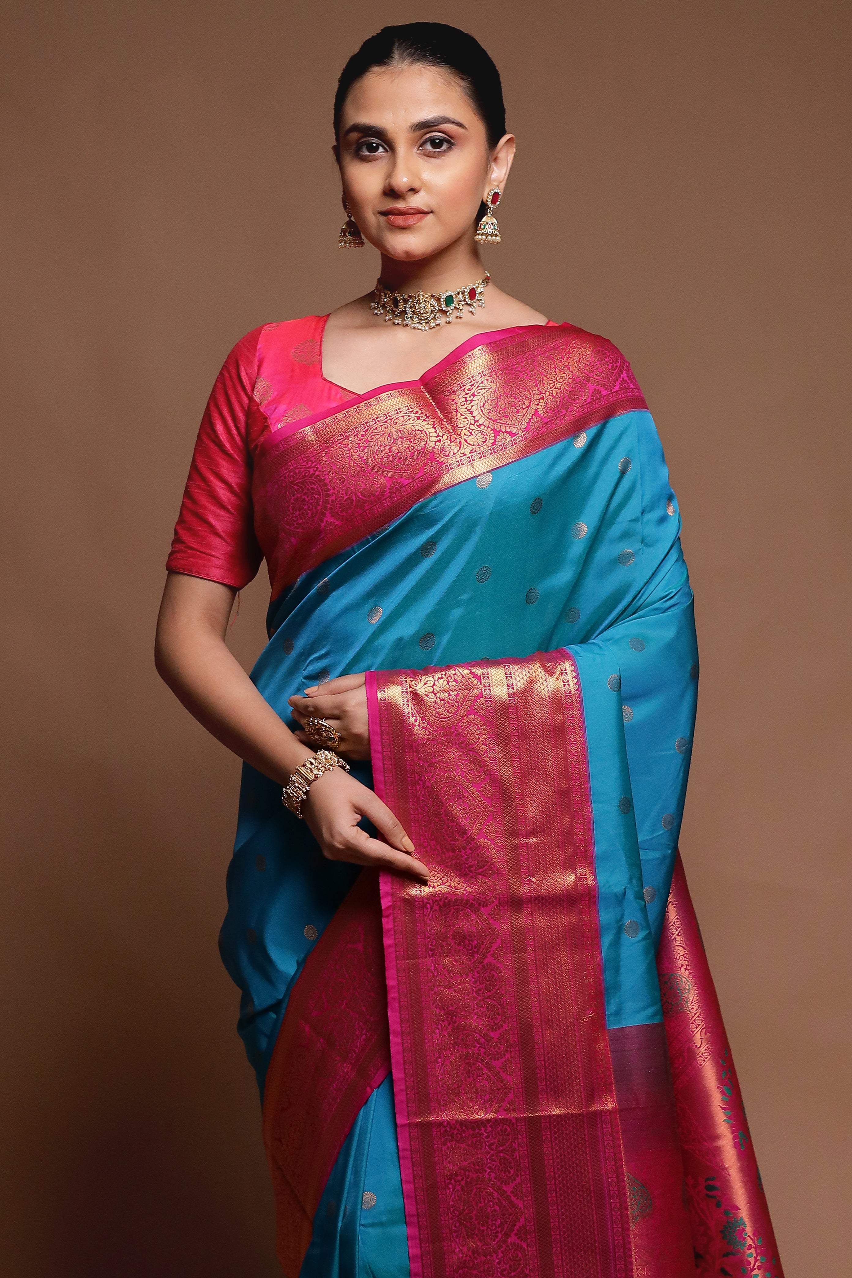 Green Kanjivaram Silk Saree With Blouse Piece