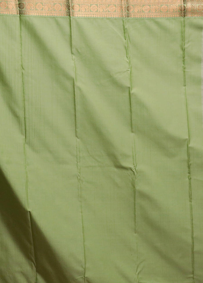 Green Kanjivaram Silk Saree With Blouse Piece