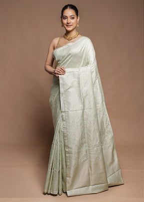 Green Tanchoi Silk Saree With Blouse Piece