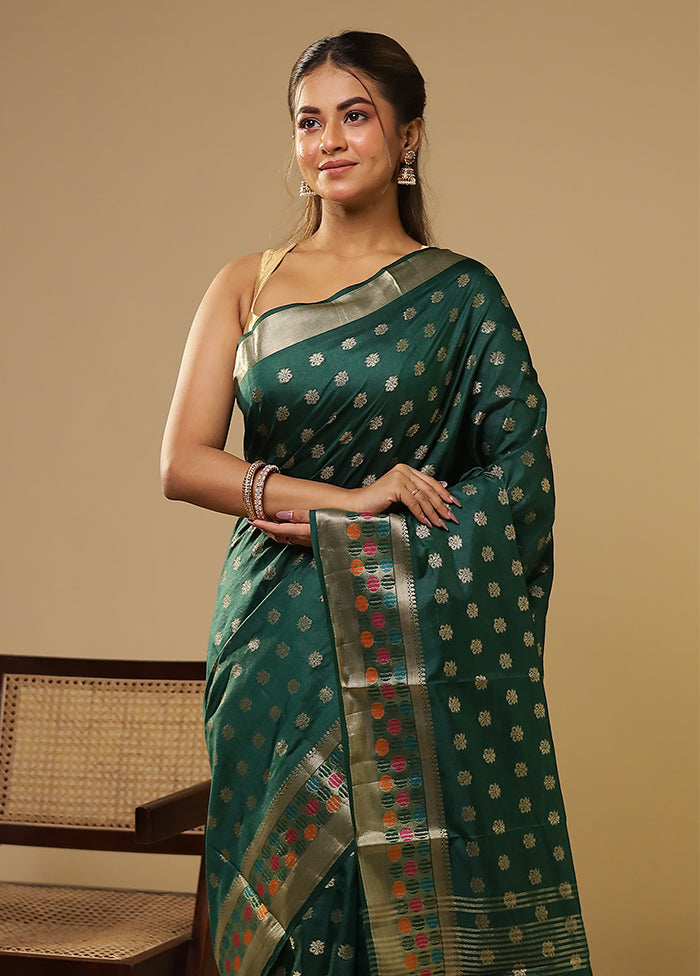 Green Dupion Silk Saree With Blouse Piece