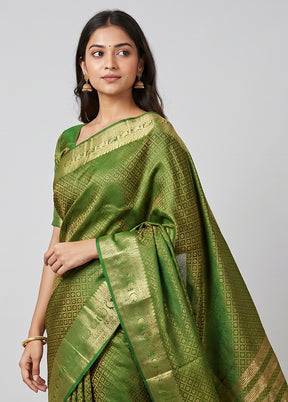 Green Dupion Silk Saree With Blouse Piece